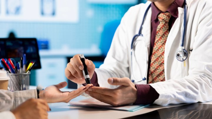General Medical Consultation at Klinik Vistara Healthcare, Klang